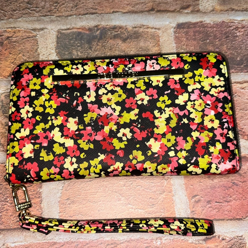 Steve Madden Floral Clutch - Black, Yellow, Red